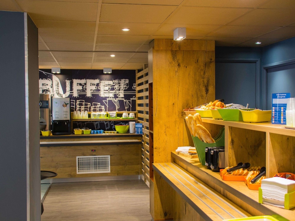 Ibis Budget Marseille Vieux Port 54/67