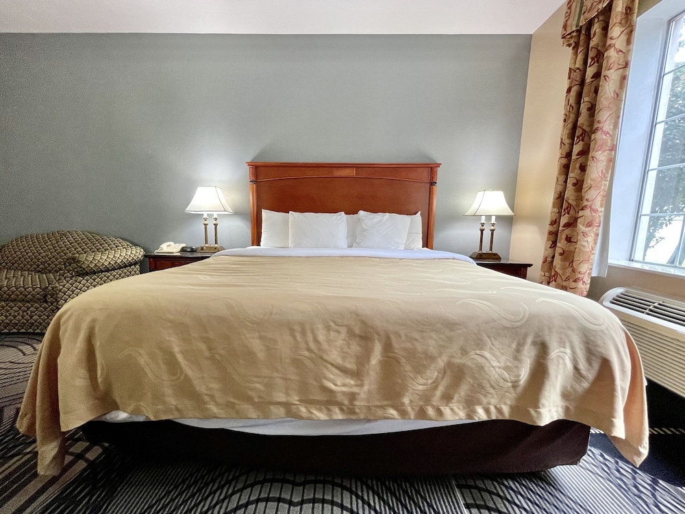 FairBridge Inn & Suites Cleburne 18/62