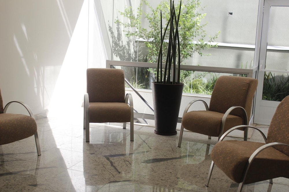 Floresta Hotel 9/18