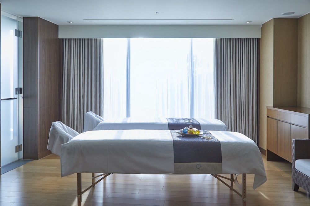Shima Kanko Hotel the Bay Suites 13/83