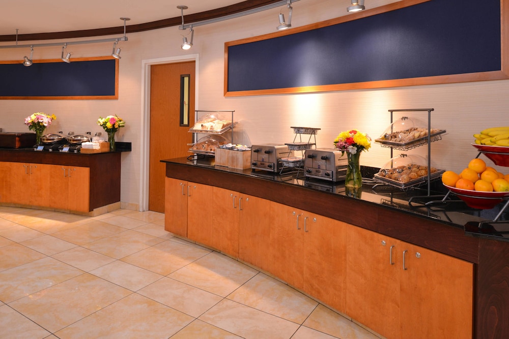 Fairfield Inn And Suites By Marriott Ft Pierce 7/50