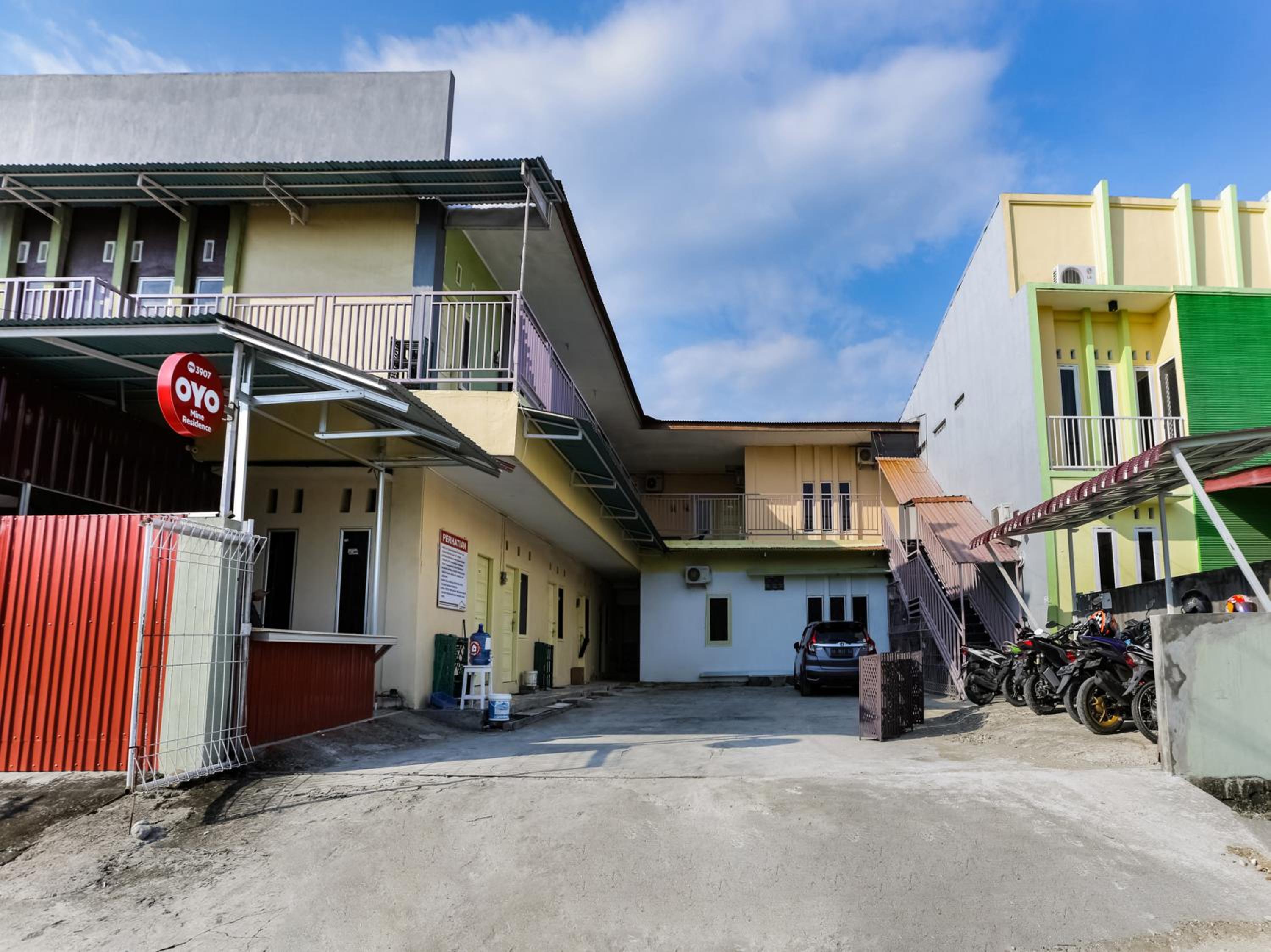 OYO 3907 Mine Residence 32/40