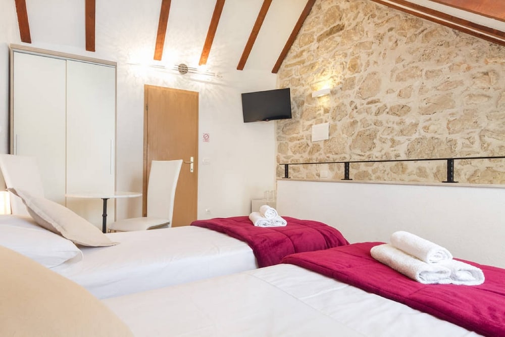 Peruzovic Rooms Apartments 37/70