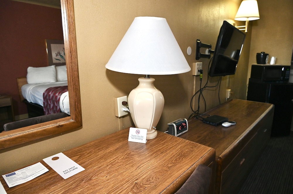 Fortune Inn And Suites Newport 21/50