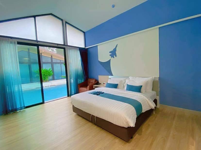 Villa, Triple, 1 Queen and 1 Single Bed, Pool Access