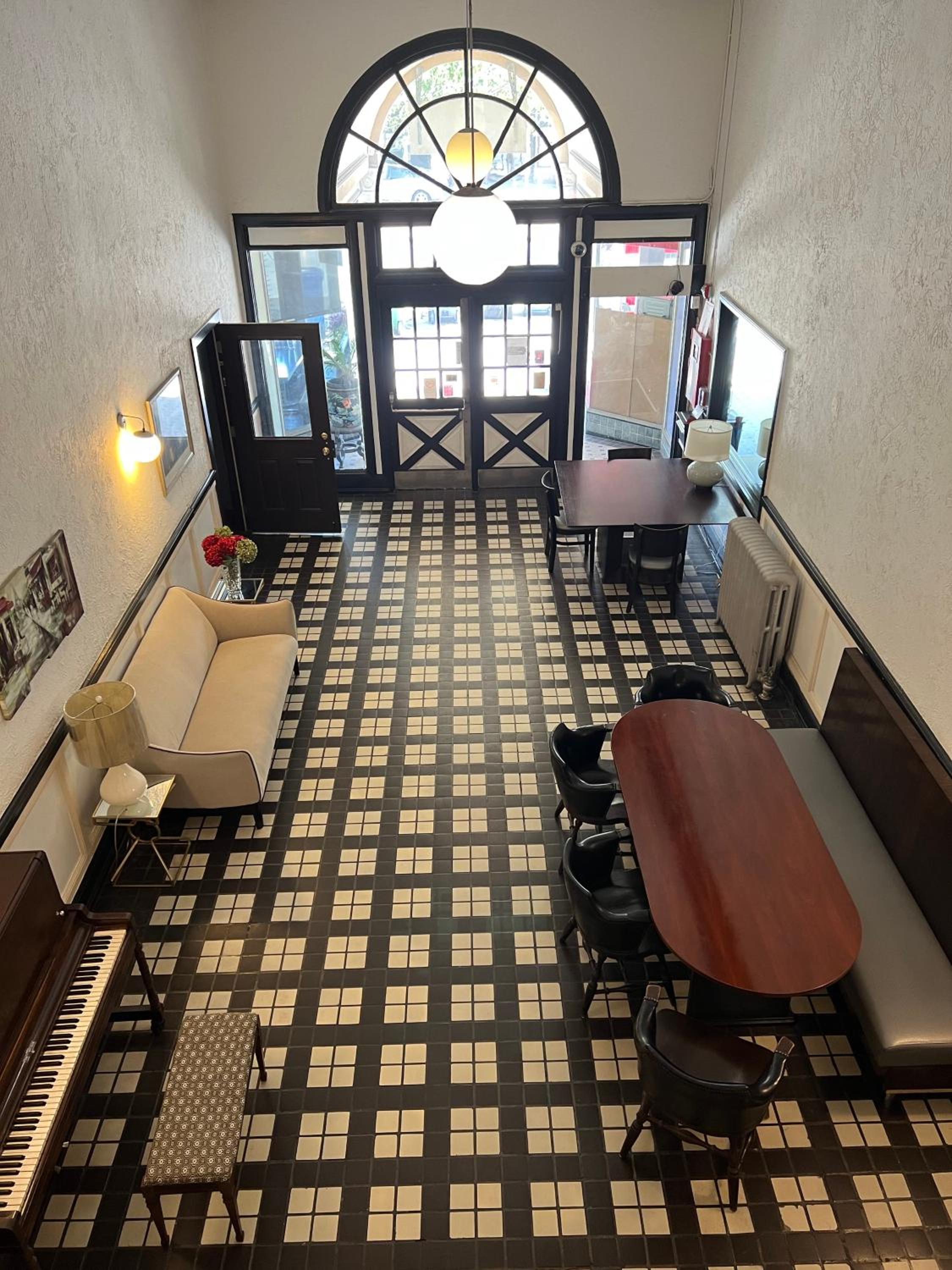 Nash Hotel Berkeley 22/30