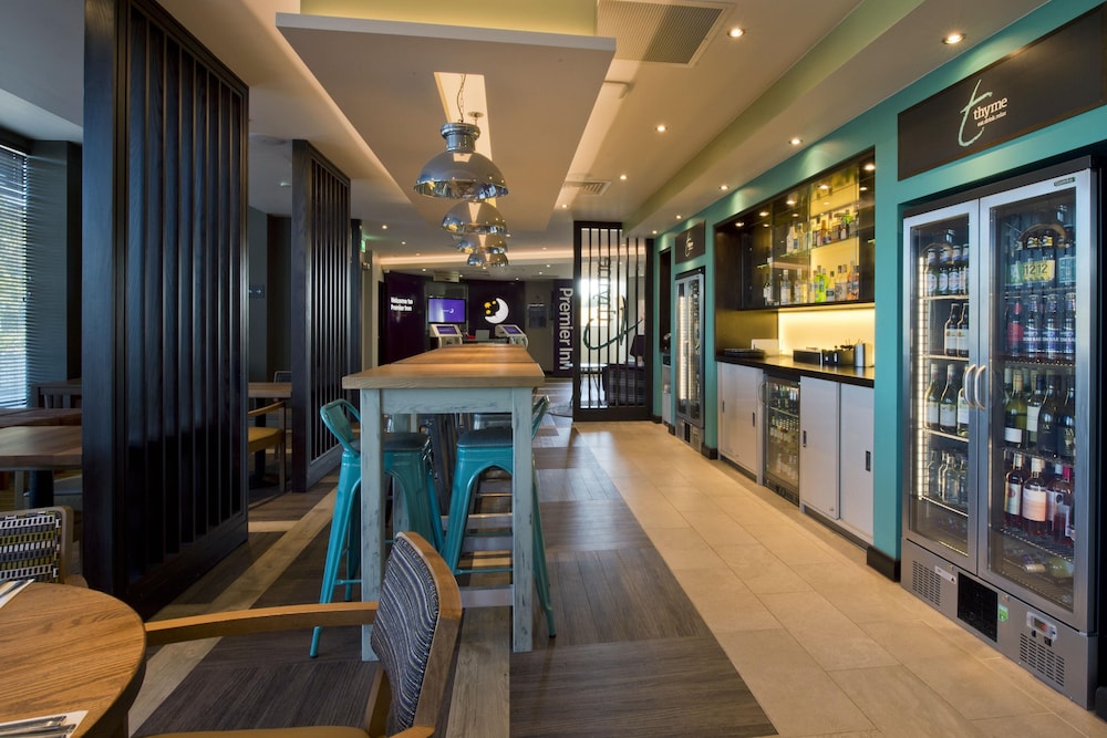 Premier Inn London Tolworth Hotel 20/26