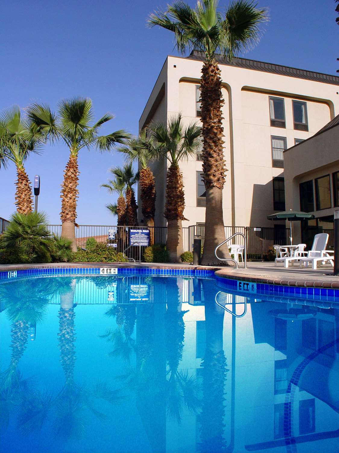 Hampton Inn St. George 74/79