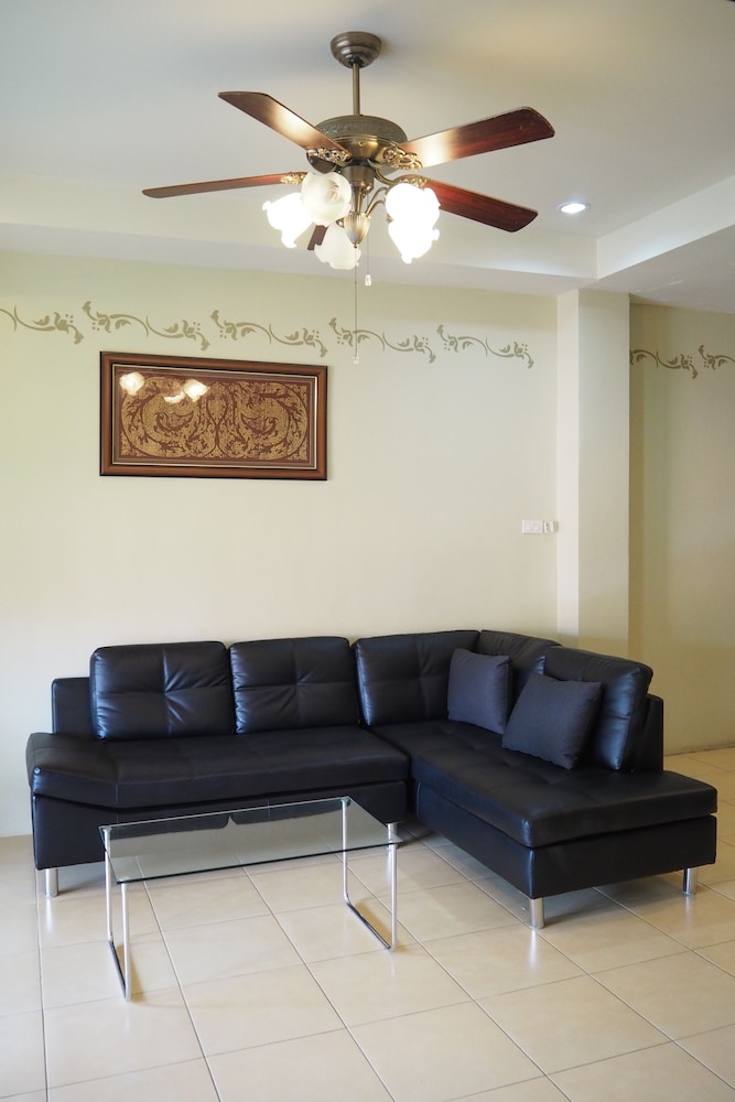 Villa Thongbura 28/51