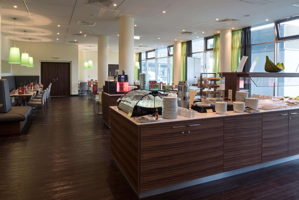 AUSTRIA TREND HOTEL DOPPIO 46/70