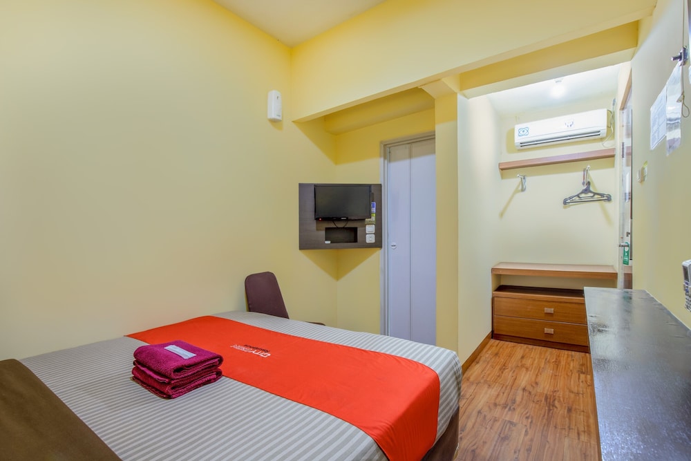 Superior, Queen Bed