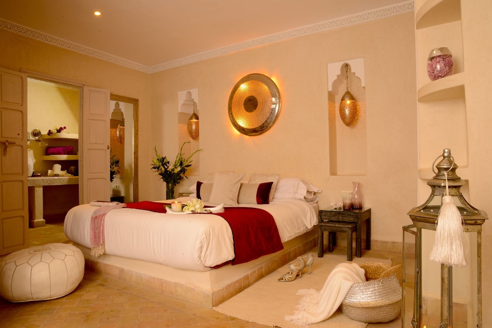 Riad Jona 33/74