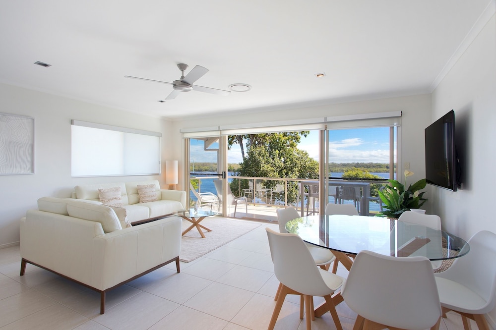 OFFSHORE NOOSA RESORT 50/78
