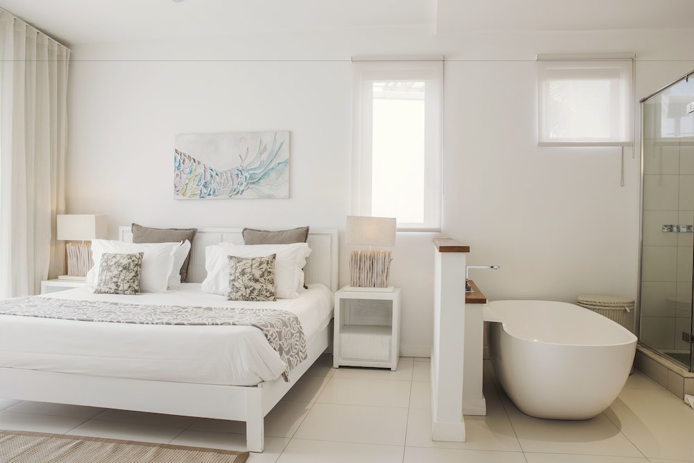 West Island by Horizon Holidays 30/76
