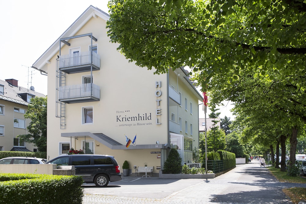 Hotel Kriemhild Am Hirschgarten 69/79
