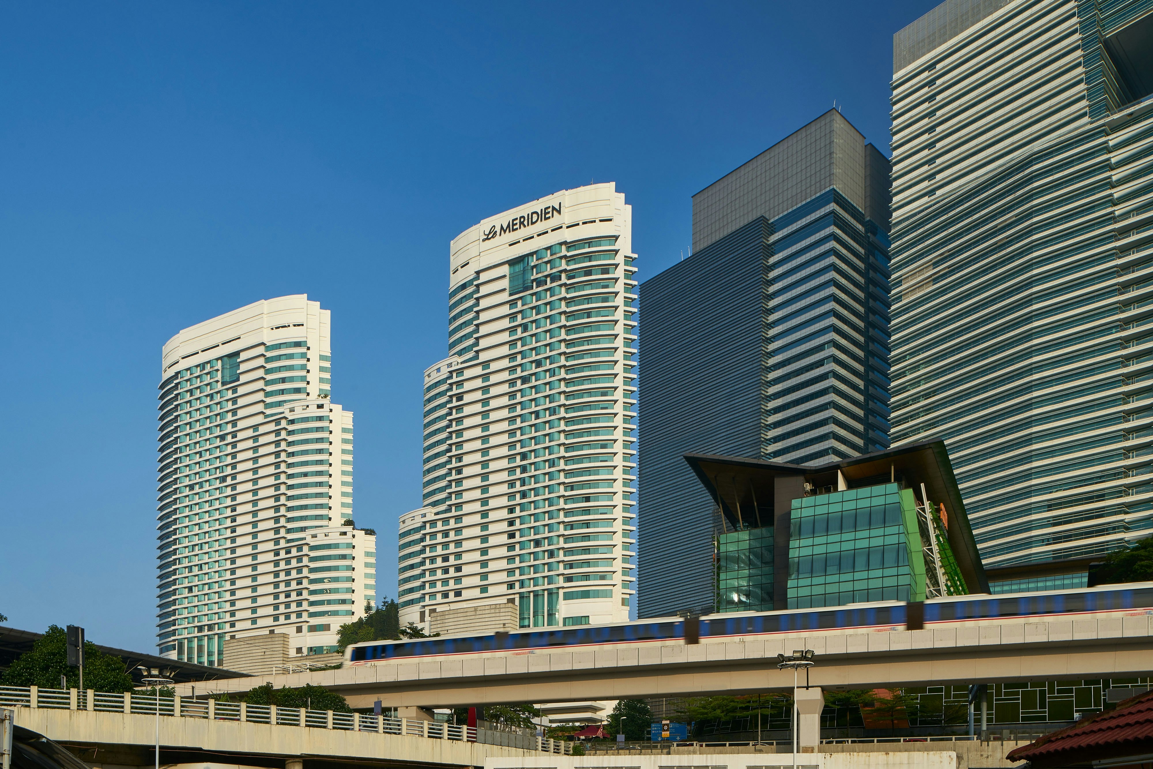 LE MERIDIEN KUALA LUMPUR 81/83