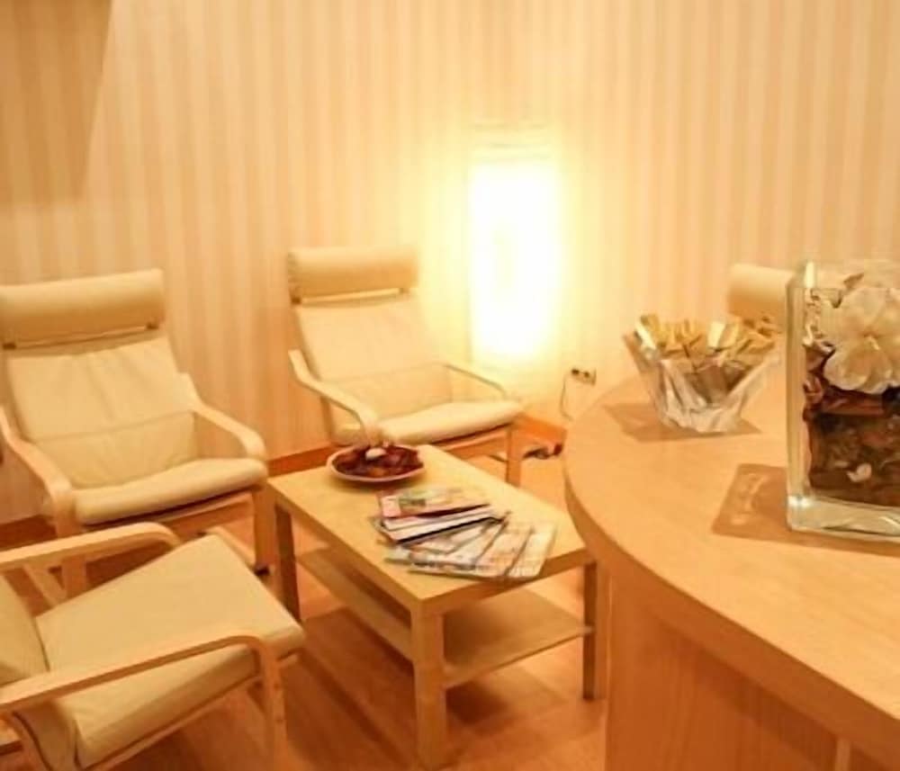 Hostal Abami I I 14/22