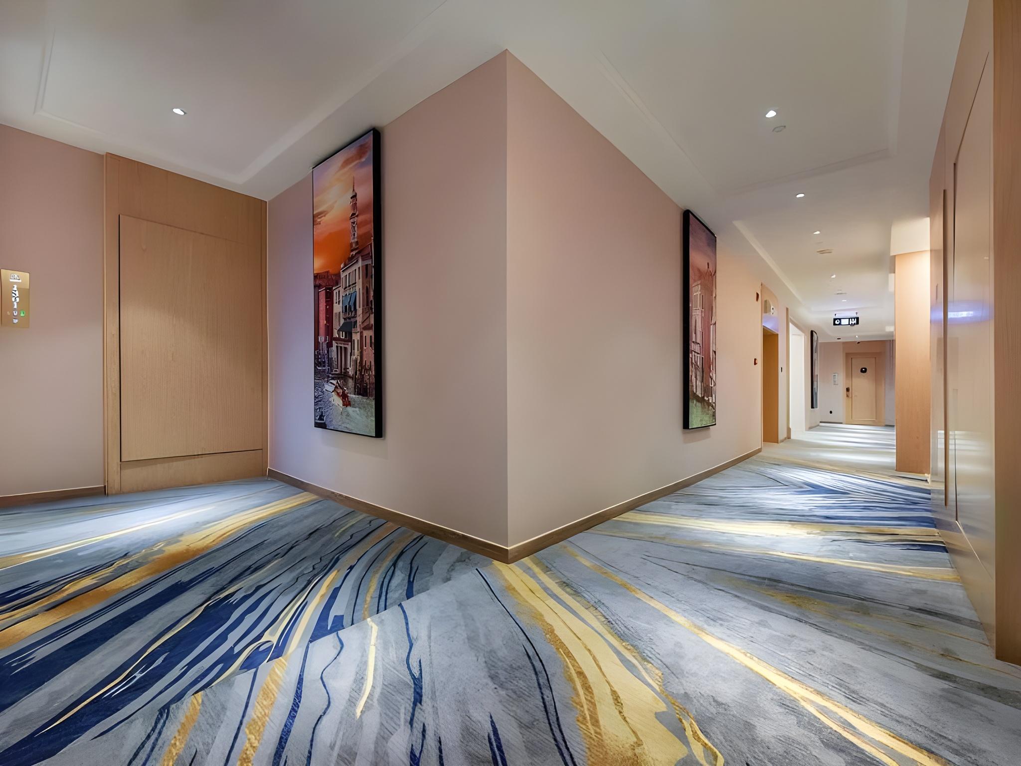 Vienna International Hotel (Nanchuan District Wanda Plaza) 44/56