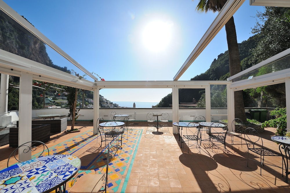 Hotel Villa Annalara 70/77
