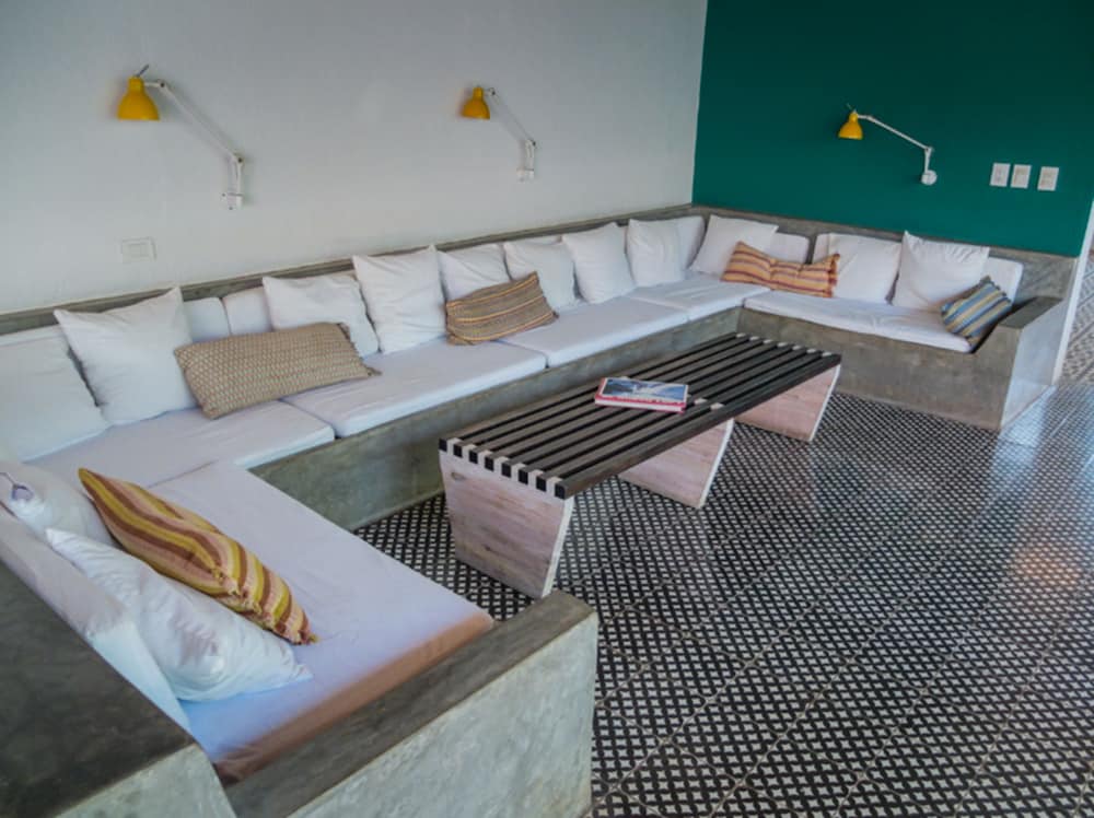 Los Patios Hotel 29/43