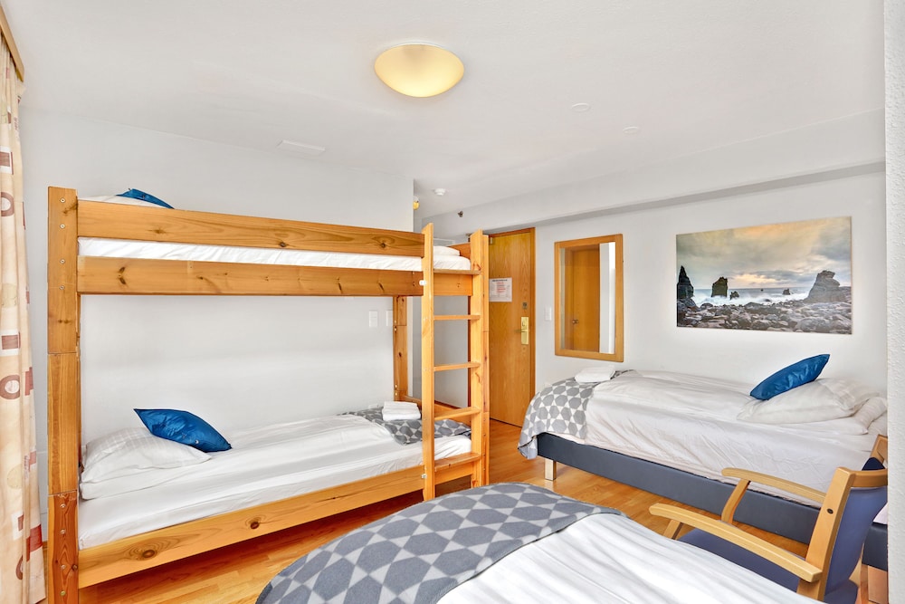 Eldey Airport Hotel 7/46