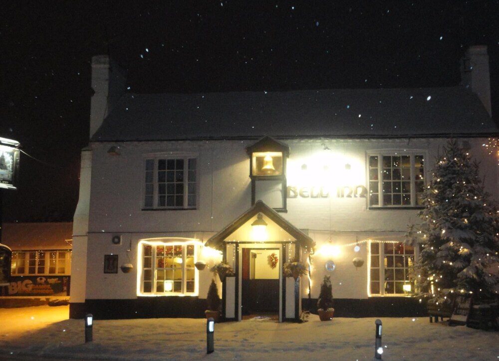 The Bell Inn 2/50