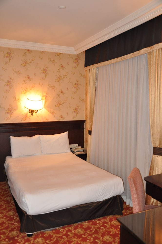 Pera Rose Hotel 24/78