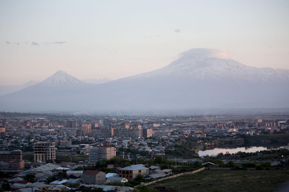 Ris Dalma Collection Yerevan 41/50