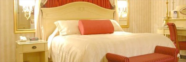 Chateau Vaudreuil Hotel Suites 3/6