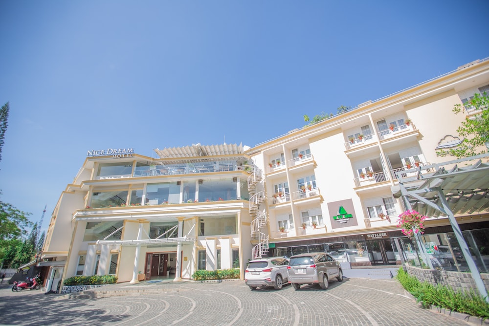 Nice Dream Hotel 56/70