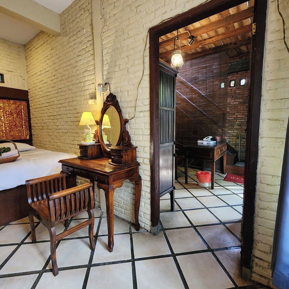 NILA HOUSE, Sharia Family Home Stay by ZUZU 6/73