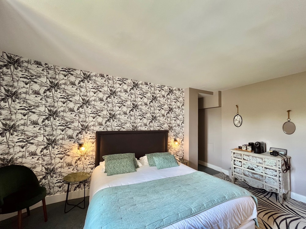 Hotel & Restaurant Des Basses Pyrenees 19/50