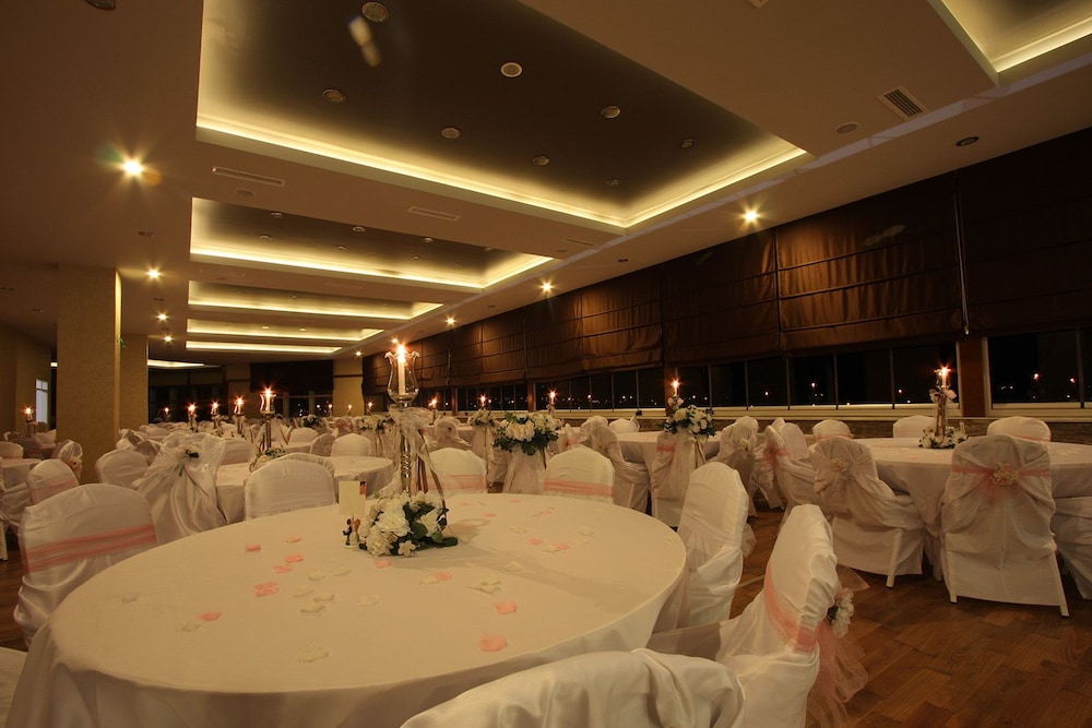 Royal Bilgic Hotel 27/35