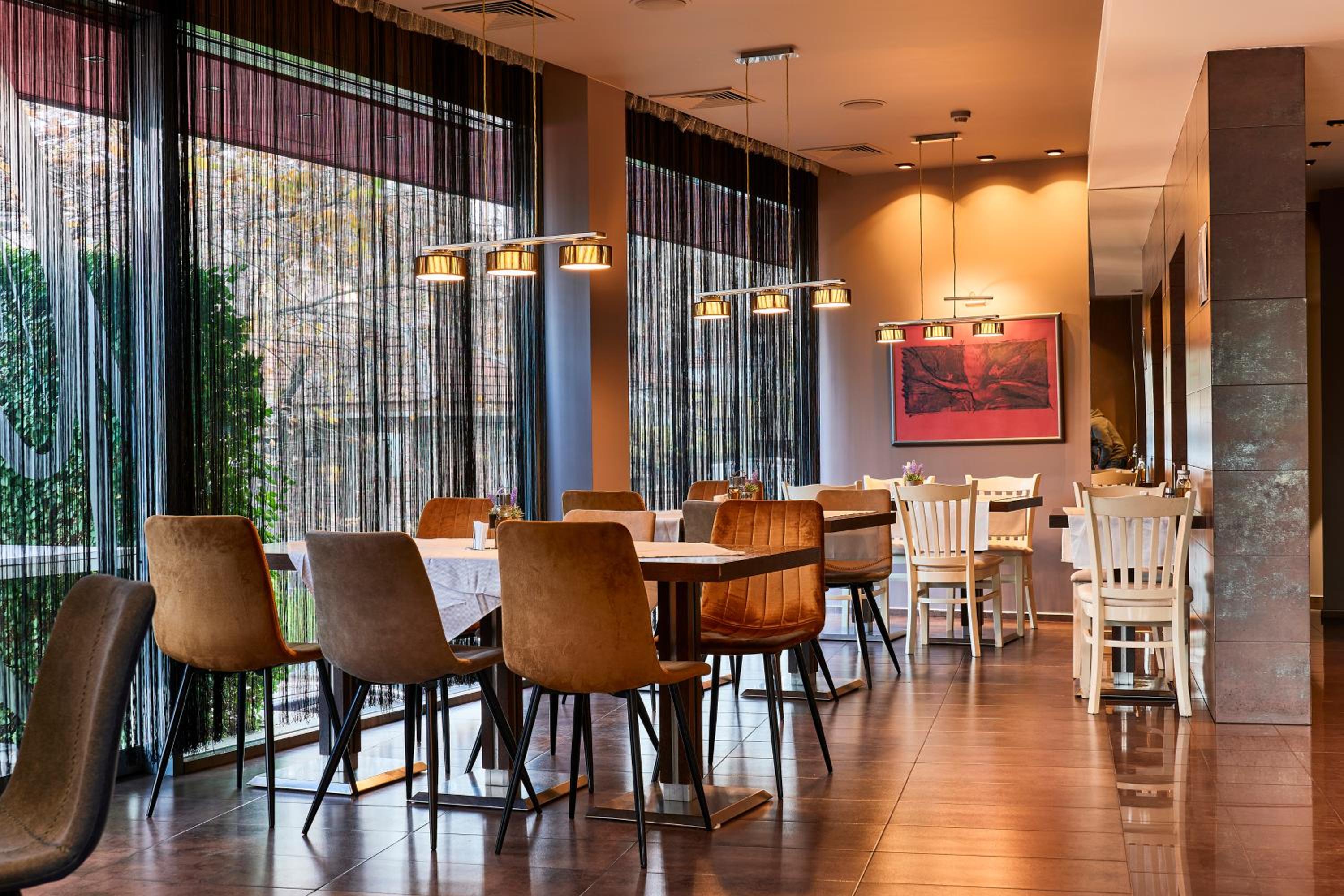 Mirena Hotel 39/50