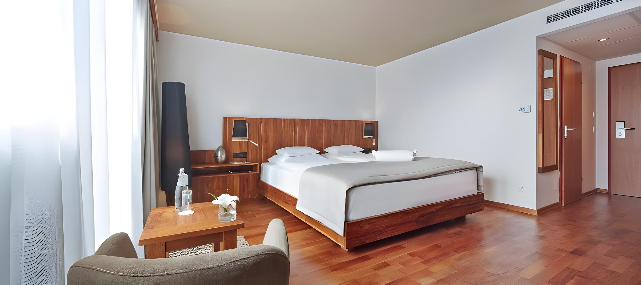 Room at Rogner Hotel, TIRANA