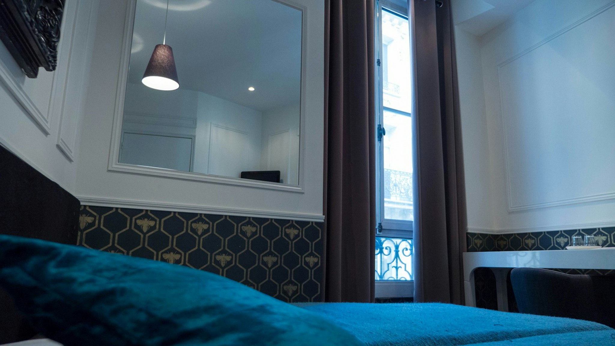Hotel Petit Saint Honore 10/28