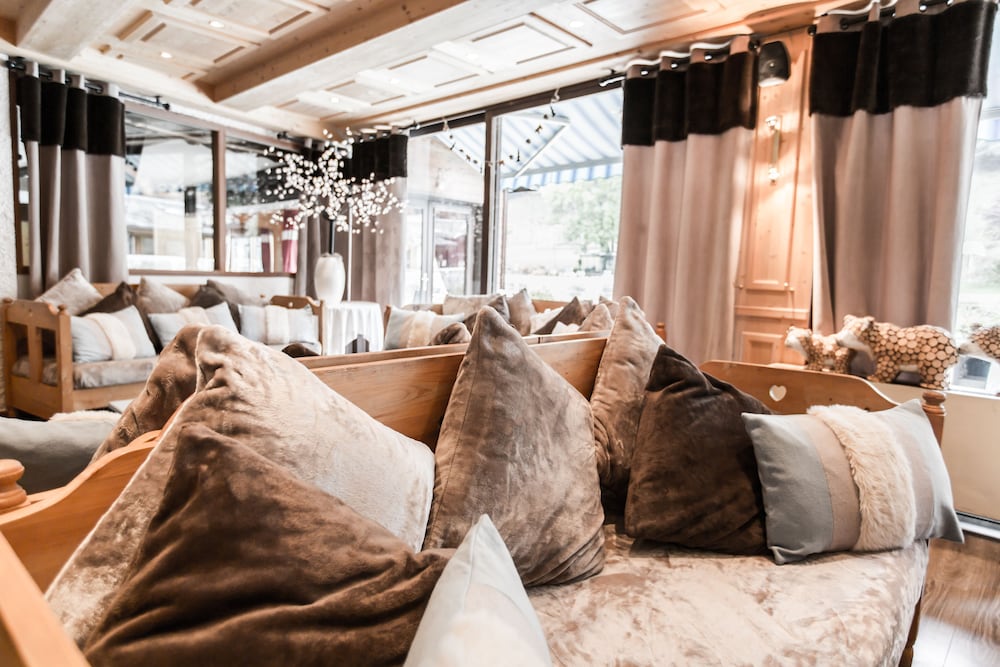 Hôtel Club Le Crêt 32/48