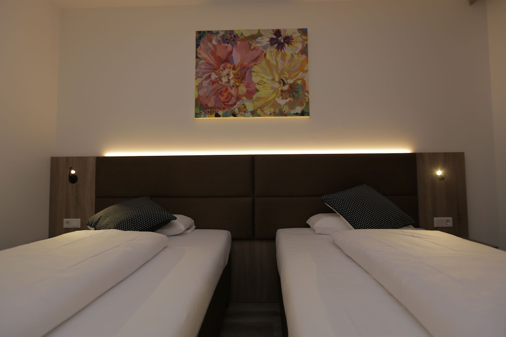 Galeria Hotel Walldorf 3/17