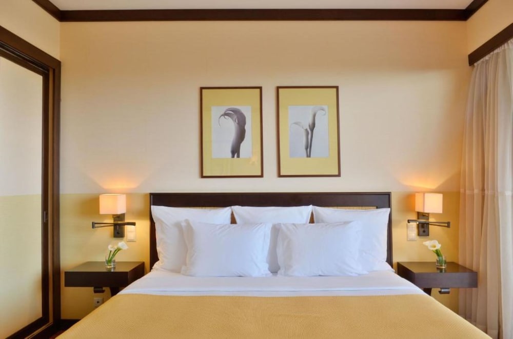 Golf, Superior, Double or Twin Bed
