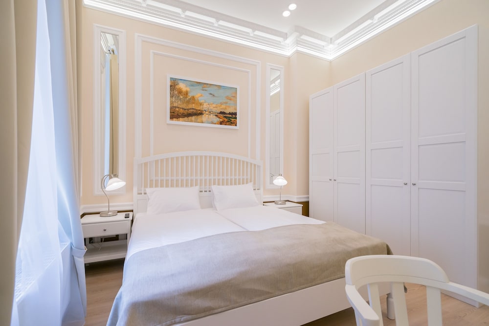 Revelton Suites 21/71
