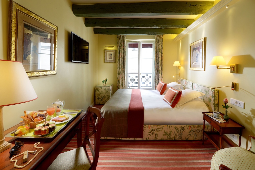 Le Relais Montmartre 30/53