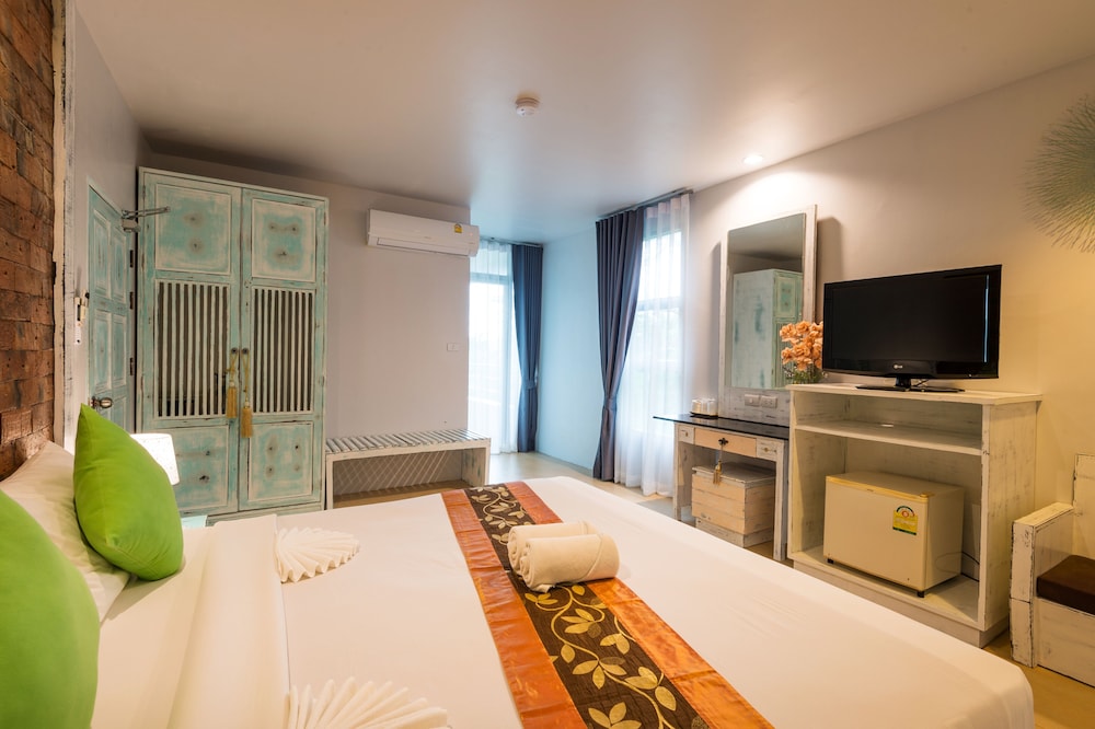 Baan Bandalay Hotel 23/59
