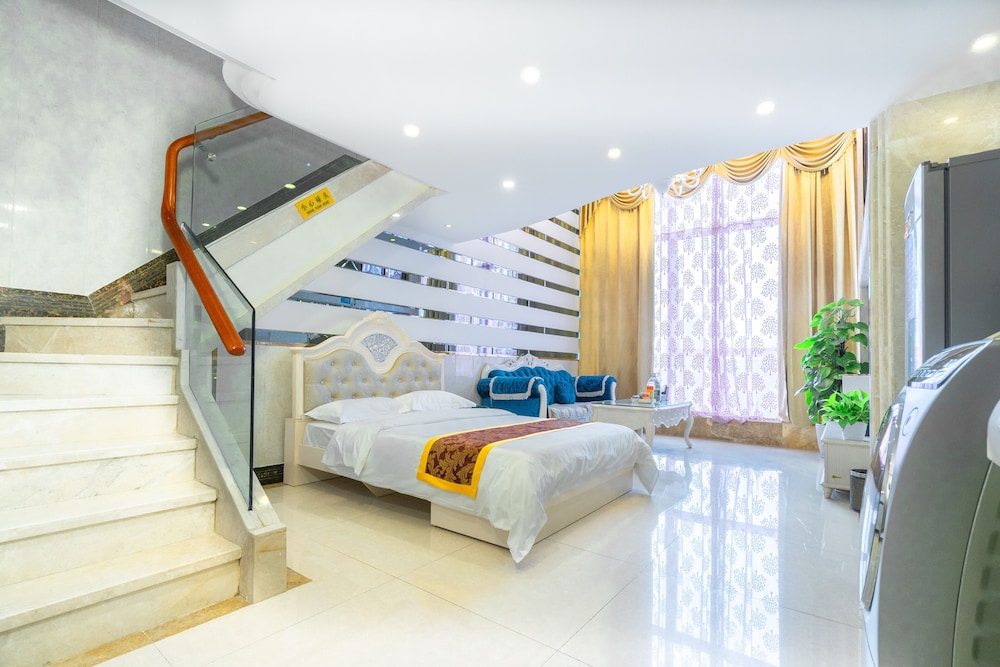 Louidon Mega Apartment Hotel of Kam Rueng Plaza Sunshine 11/77