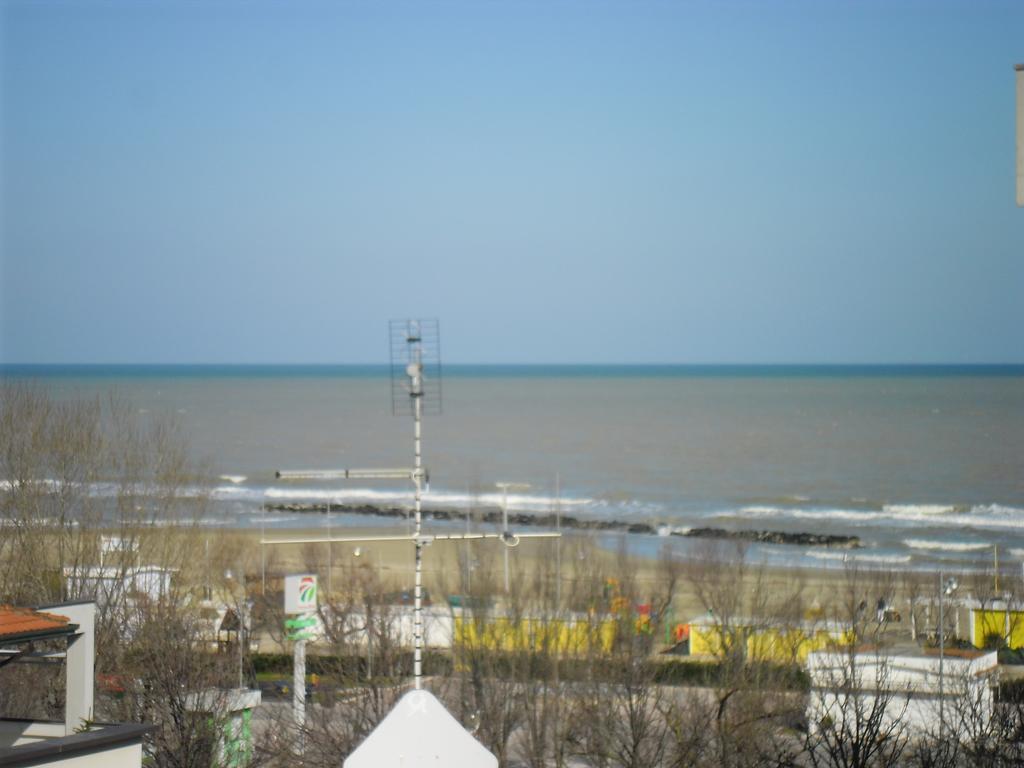 Hotel Busignani 20/23