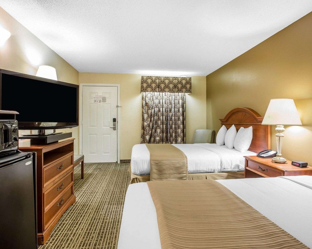 Quality Inn Carrollton Medical Center 10/38