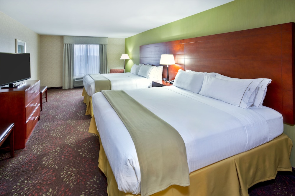 Holiday Inn Express Hotel Suites Frankenmuth 11/41