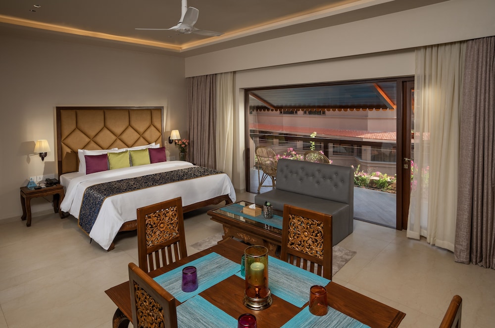 Lounge Suite