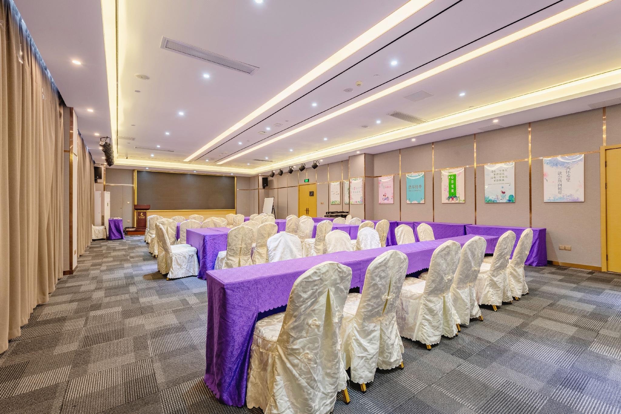 Lavande Hotel (Shenzhen North Railway Station Longhua Bus Terminal) 12/35