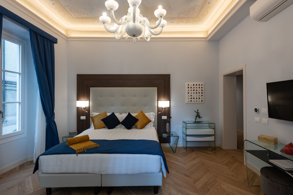 Kairos by Florence Art Apartments 54/74