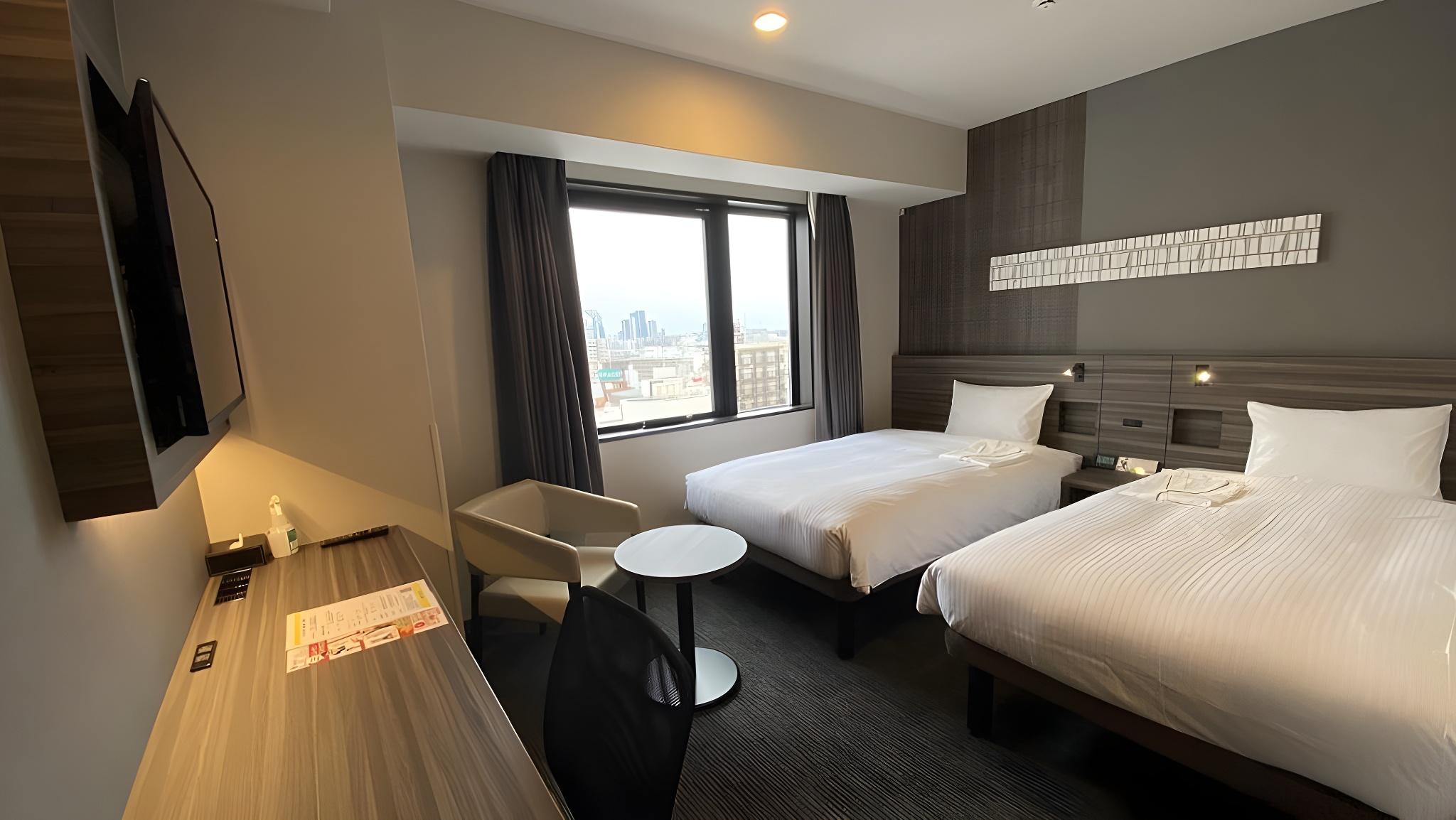 Standard, Twin Beds